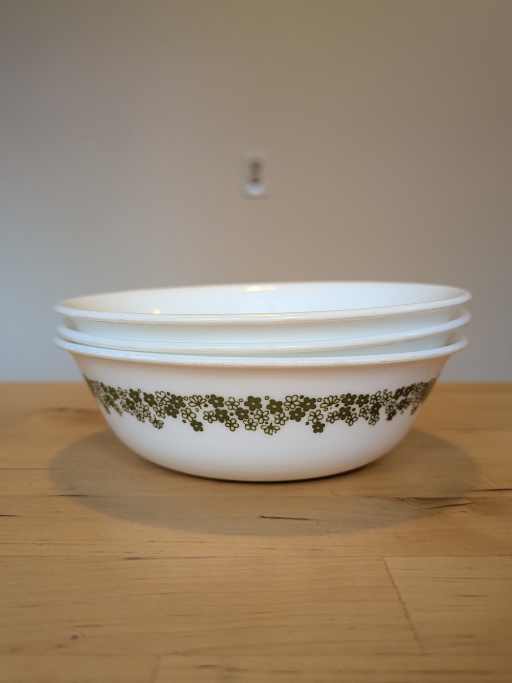 Vintage MCM Corelle Crazy Daisy Cereal Bowls White Glass Set Of 3 Bowls